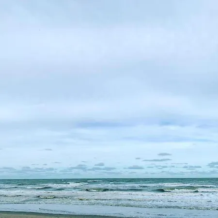 In With Sea View , Cleaning Included *